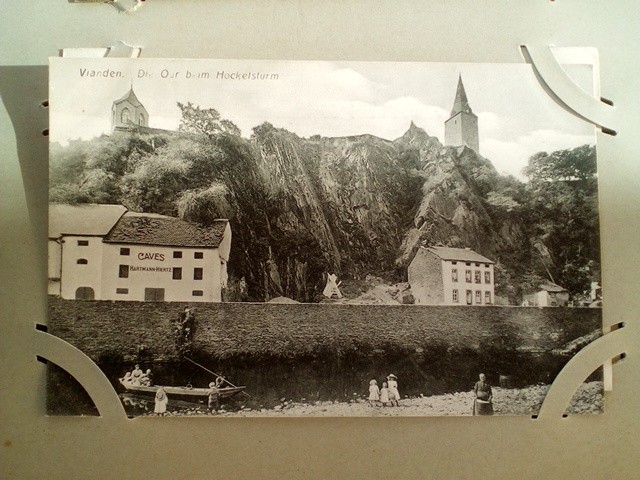 /Luxemburg/LU_Place_1900-1949_Vianden. Vue de Our am Hockelsturm.jpg